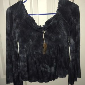 Off the shoulder long sleeve top